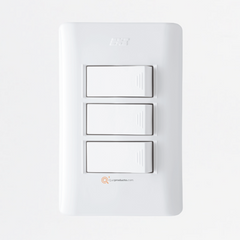 Interruptor Triple Conmutable 15A-10A, 110-220V, Ref 15023, Marca DUOMO-EXE (S)