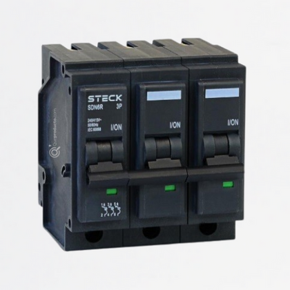 Interruptor Breaker Enchufable 30A 3P, Curva C 10KA 240V - 6KA 415V, Ref SDN63R30, Marca Steck