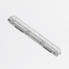 LED Luminaria hermética DAMP PROOF 36W, 3000k, 4680 lm, 100-277V, Ref 7020441, Ledvance-Osram (Bajo Pedido)