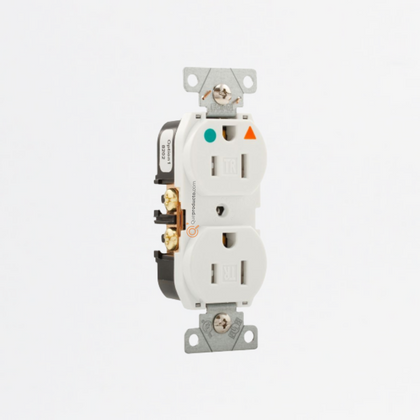 Toma Doble Hospitalario Polo a Tierra Blanca (Sin tapa), 15a 125V, Ref TRIG8200W, Marca Eaton (O)